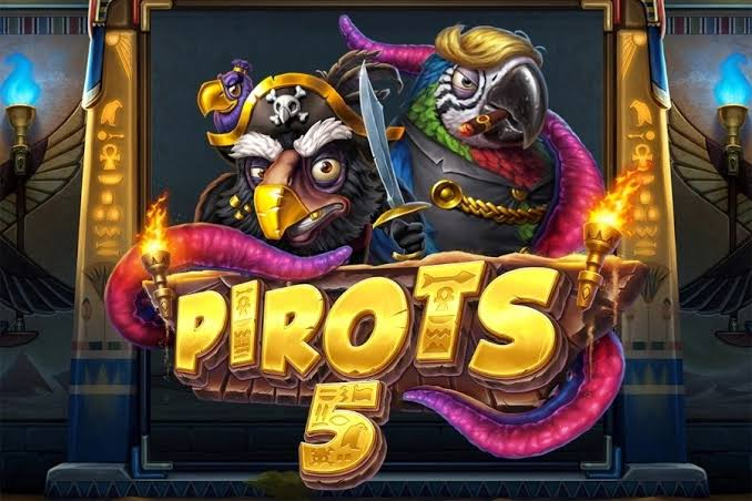 Pirots 5 The Rift of Eternity: i quattro Chrono Bird rosso, viola, verde e blu attorno al Reality Core con portali temporali e cristalli fluttuanti nella frattura dimensionale